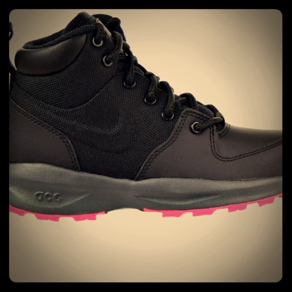 Nike boots